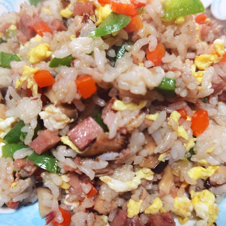 好吃到停不下来的酱油蛋炒饭