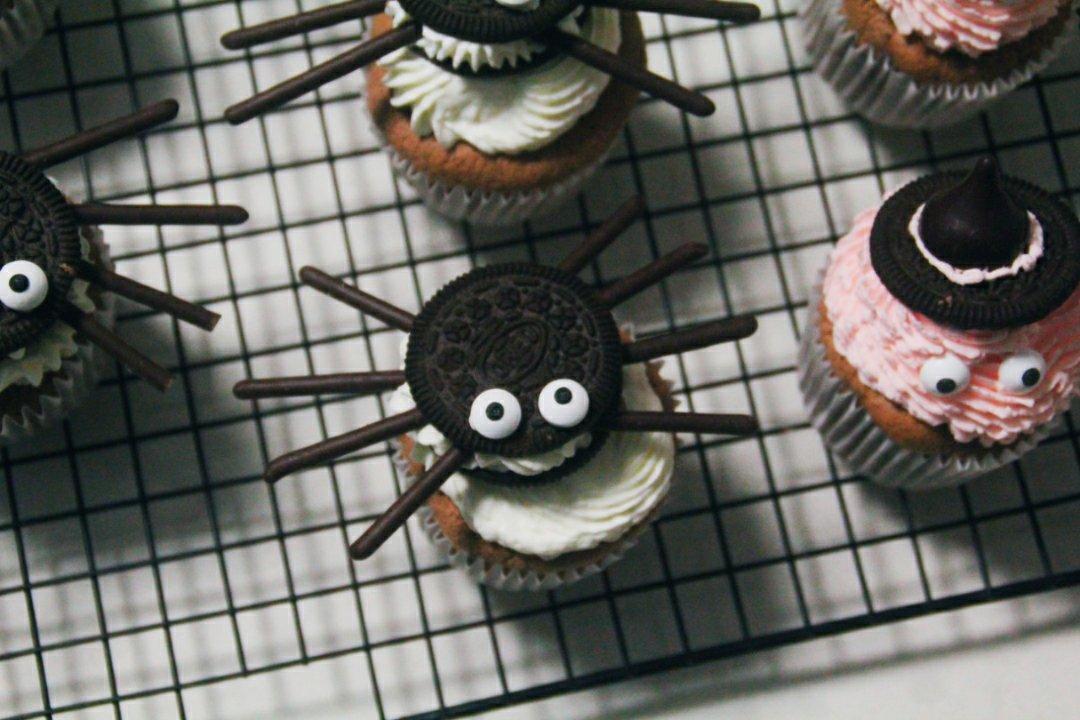 万圣节的蜘蛛杯子蛋糕 🕷️Spider cupcakes