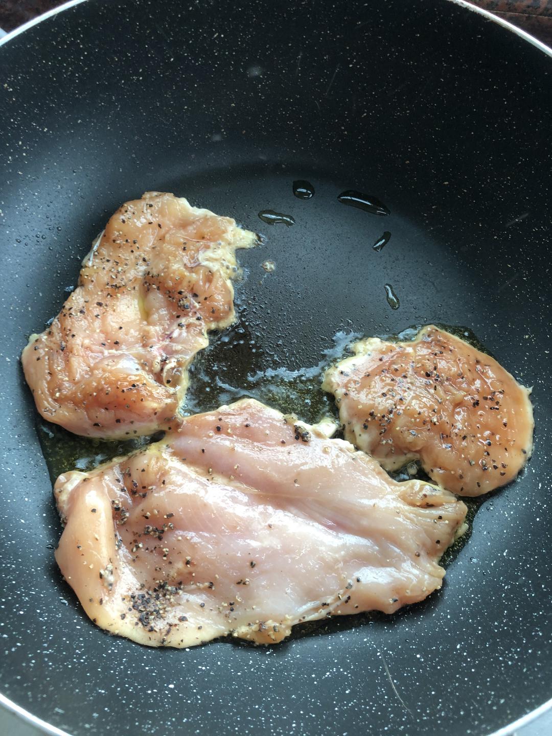 鸡胸肉沙拉的做法 步骤3