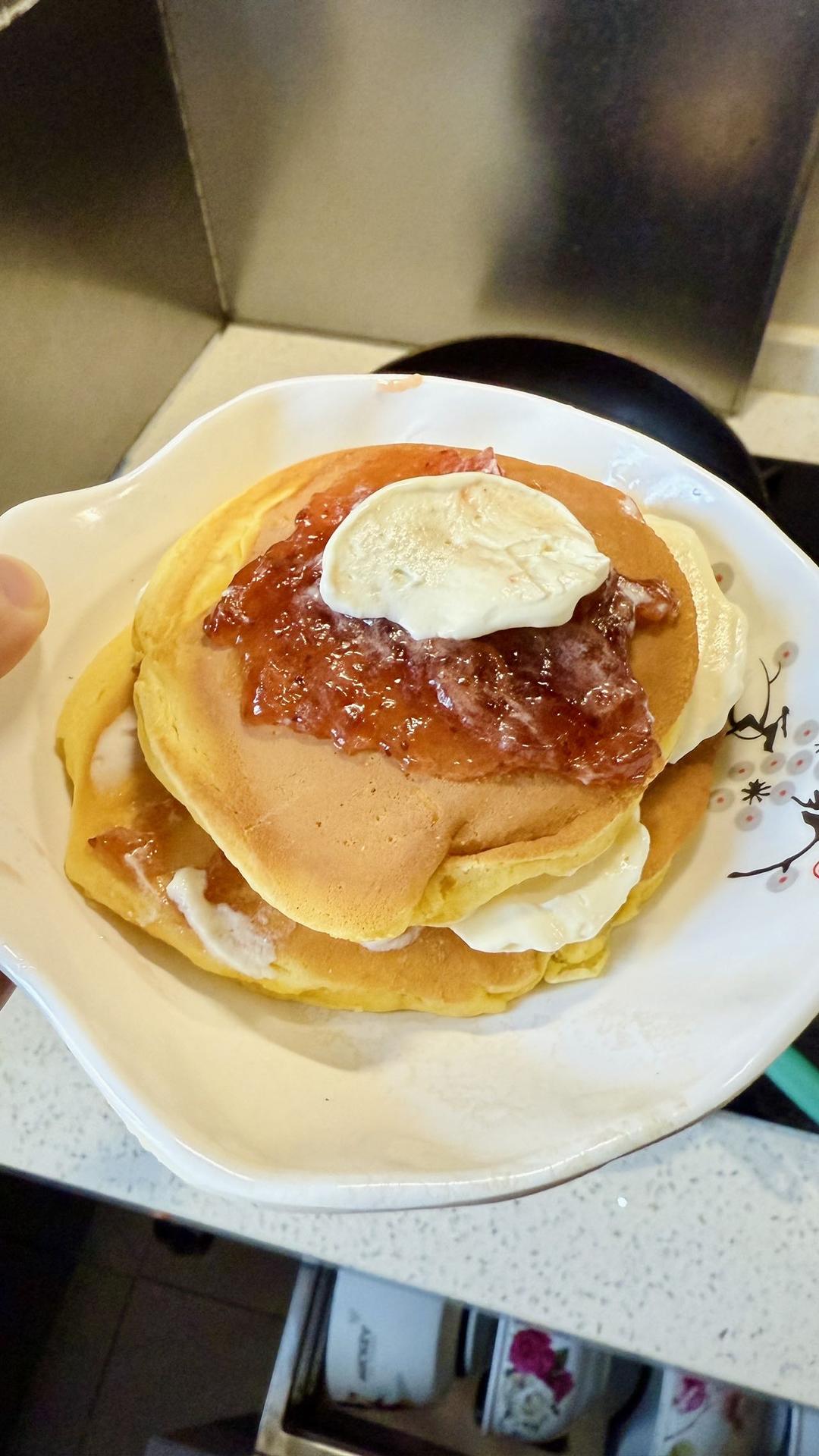 爱吃蛋糕和奶油