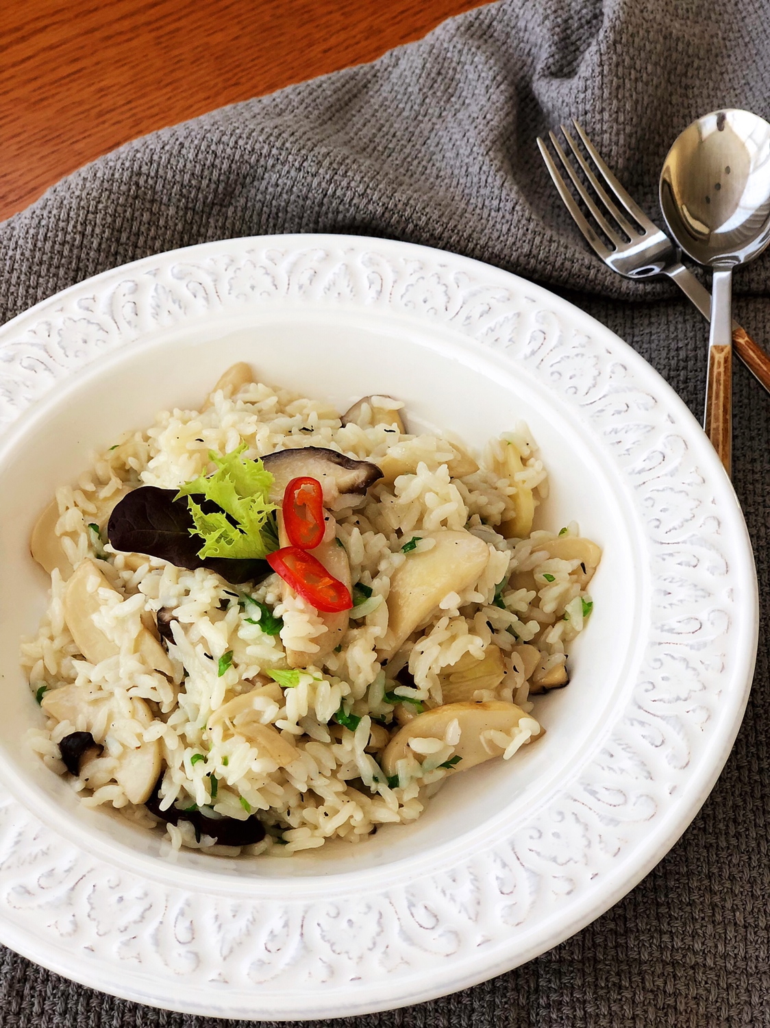 拯救剩米饭—骨汤蘑菇烩饭