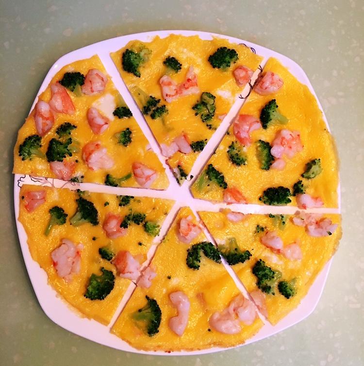 西兰花虾仁鸡蛋饼的做法
