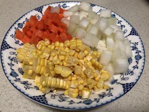 玉米红萝卜冬瓜鸡蛋汤的做法 步骤1