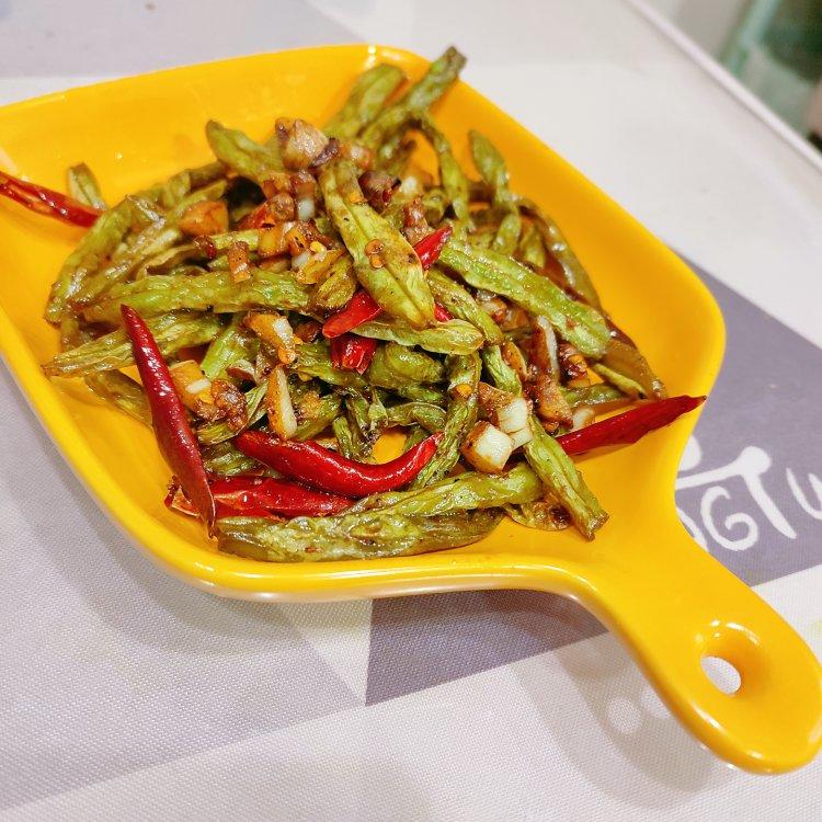 超级好吃的干煸豆角，麻辣鲜香，超下饭❗