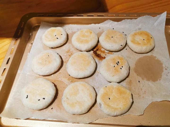 又香又酥的板栗肉松饼，吃一口就放不下啦！
