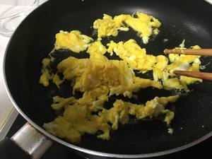 腊肉鸡蛋臊子面的做法 步骤4