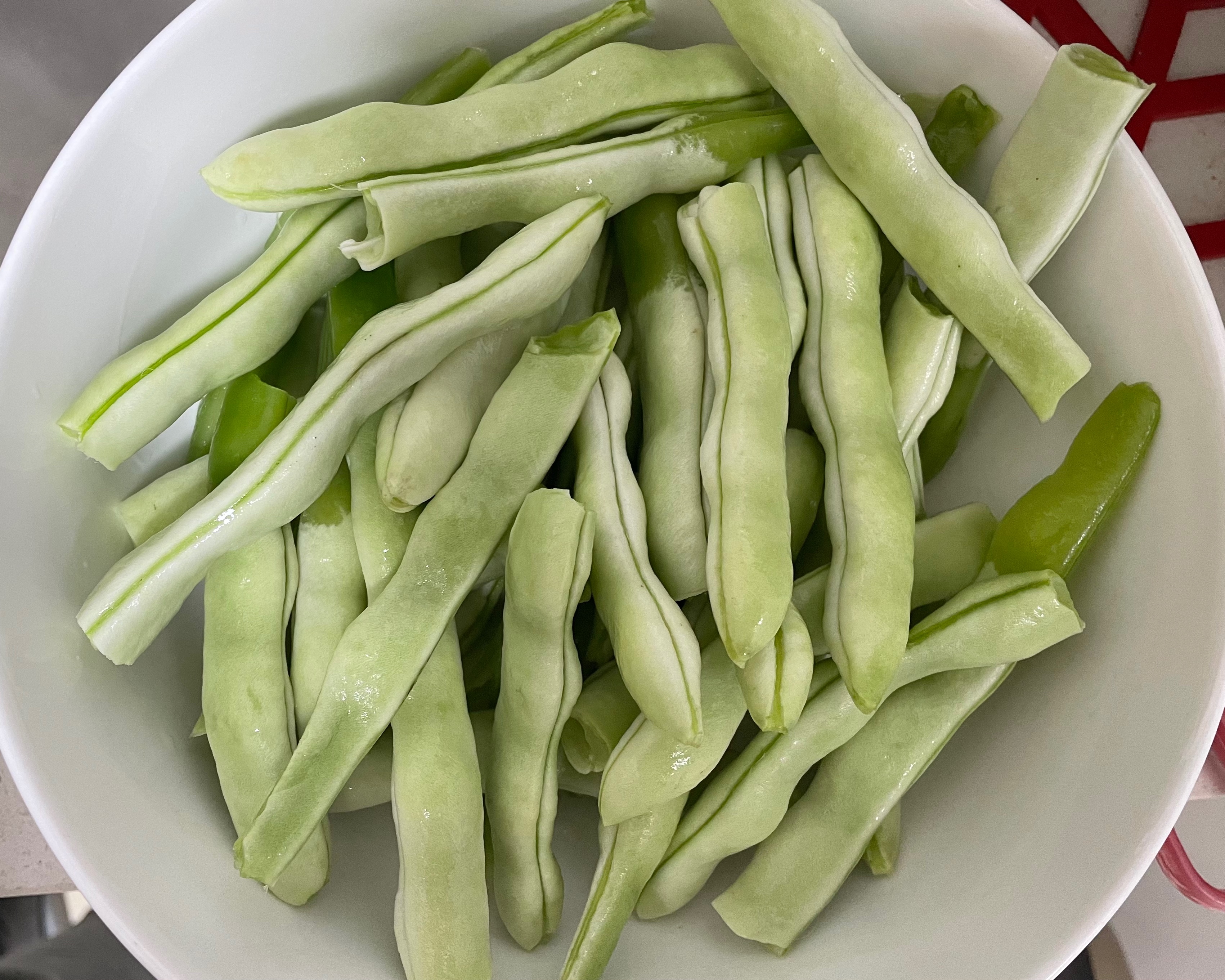 超简单家常菜👉炖芸豆的做法 步骤1
