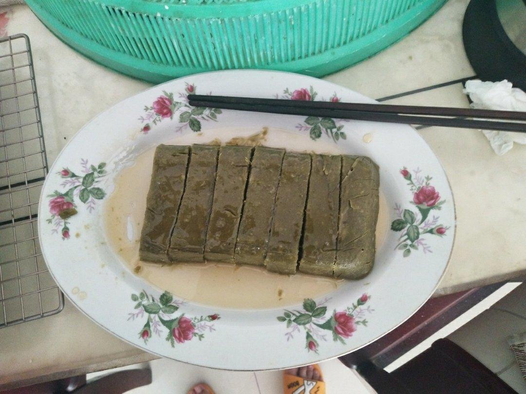 西兰花香肠蒸面包