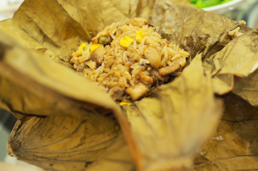 【荷香糯米鸡】