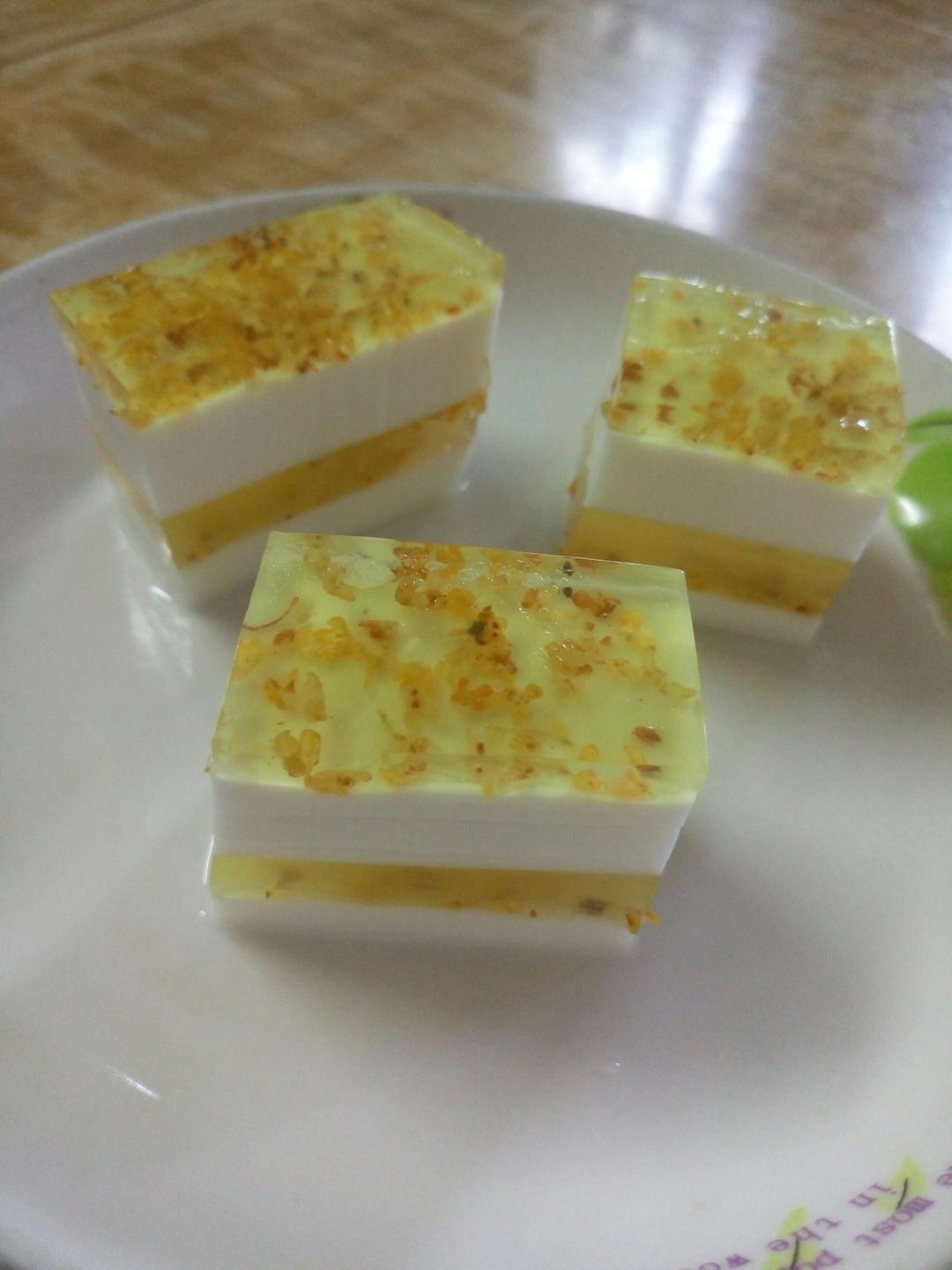 花瓣上的露水78做的椰汁桂花水晶冻糕