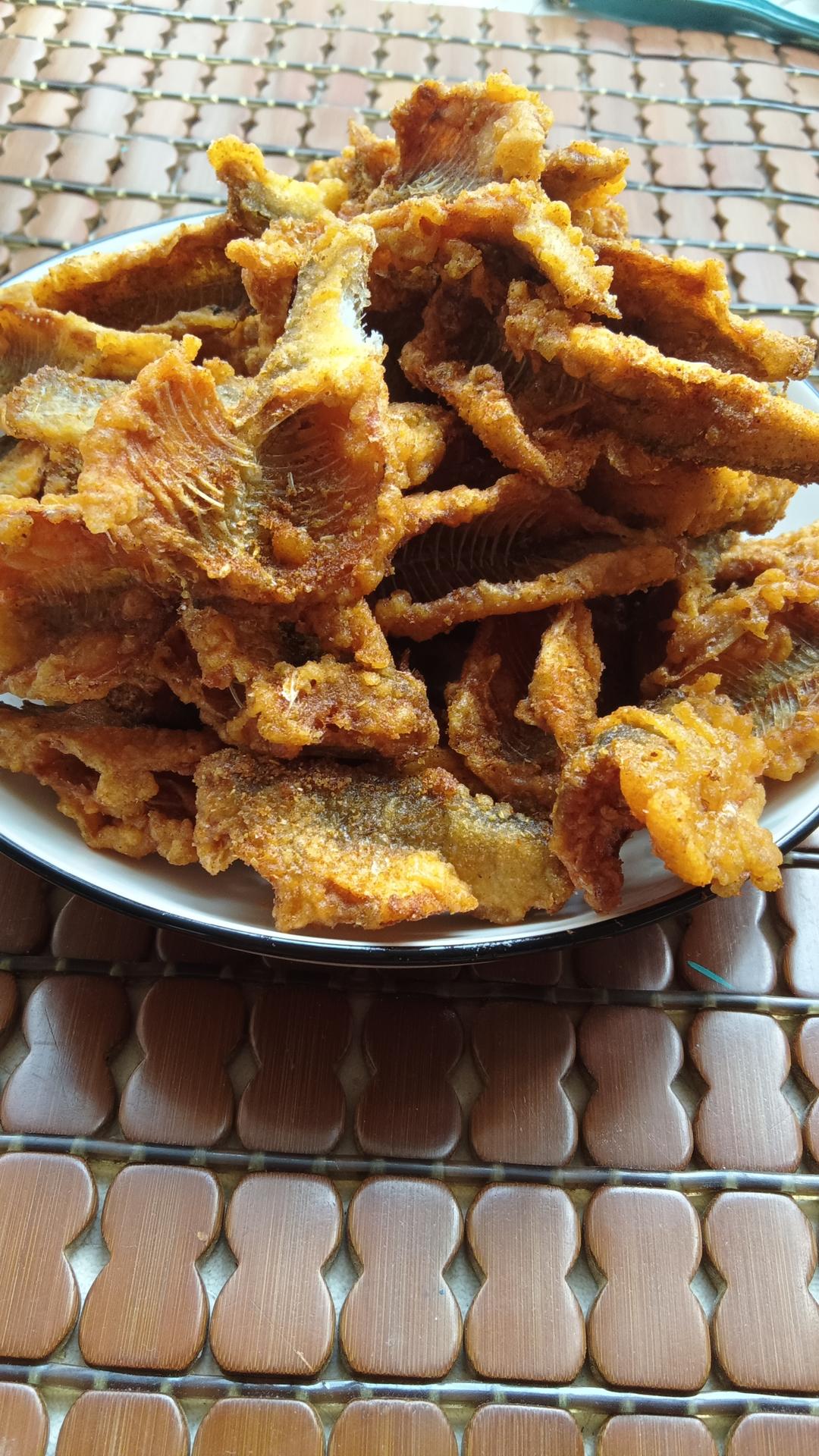 酥炸小鱼