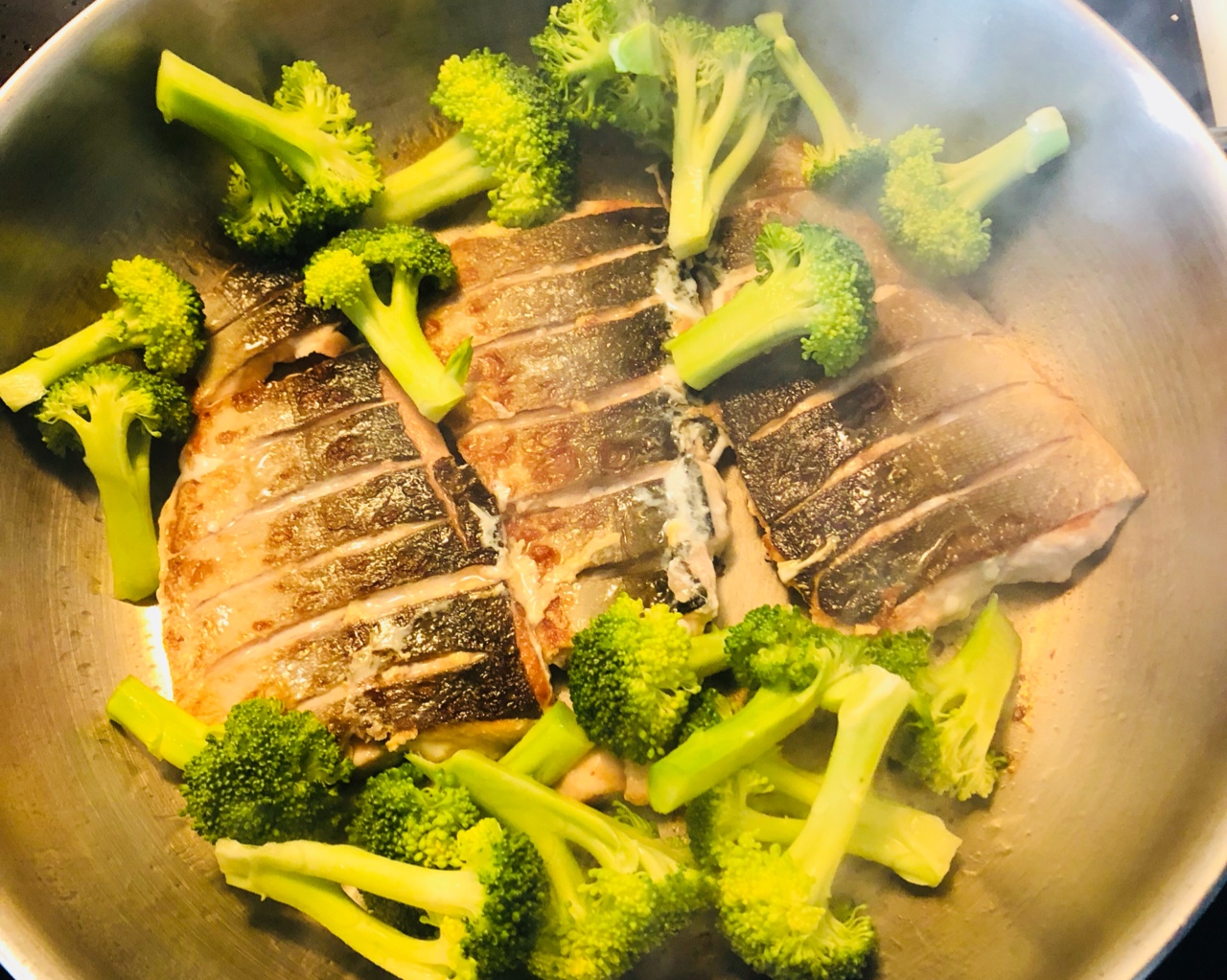10分钟快手菜——生酮芝士奶油三文鱼的做法 步骤4