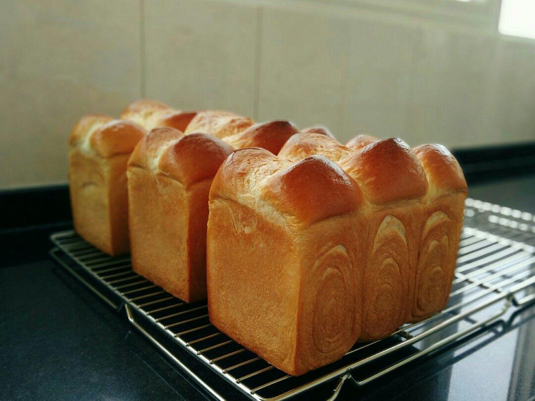 超绵软de‼️皇后吐司💯一口就沦陷✔️