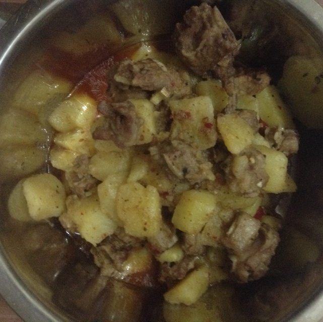 川味土豆烧排骨
