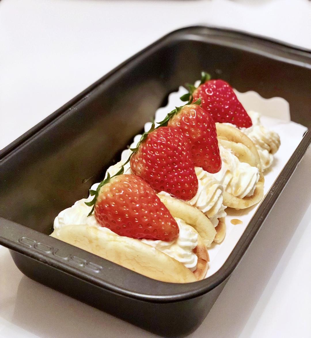 奶油元宝小蛋糕 Yuanbao Cake