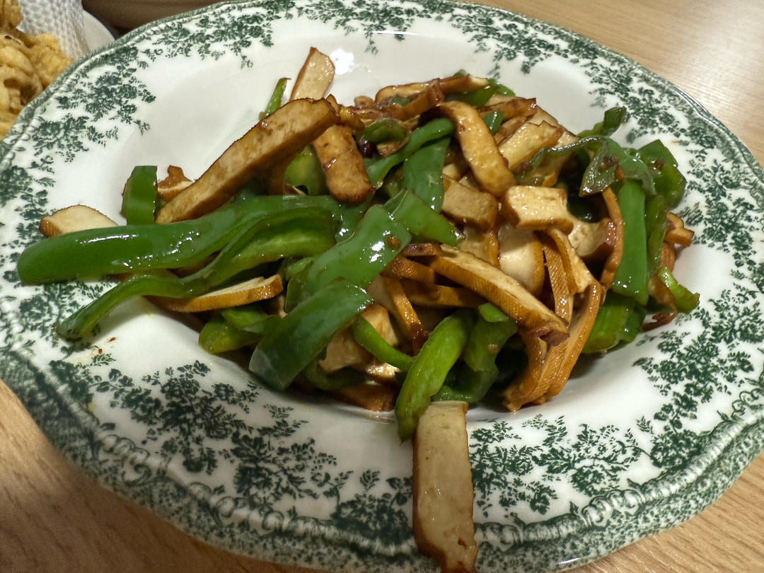 青椒炒豆干