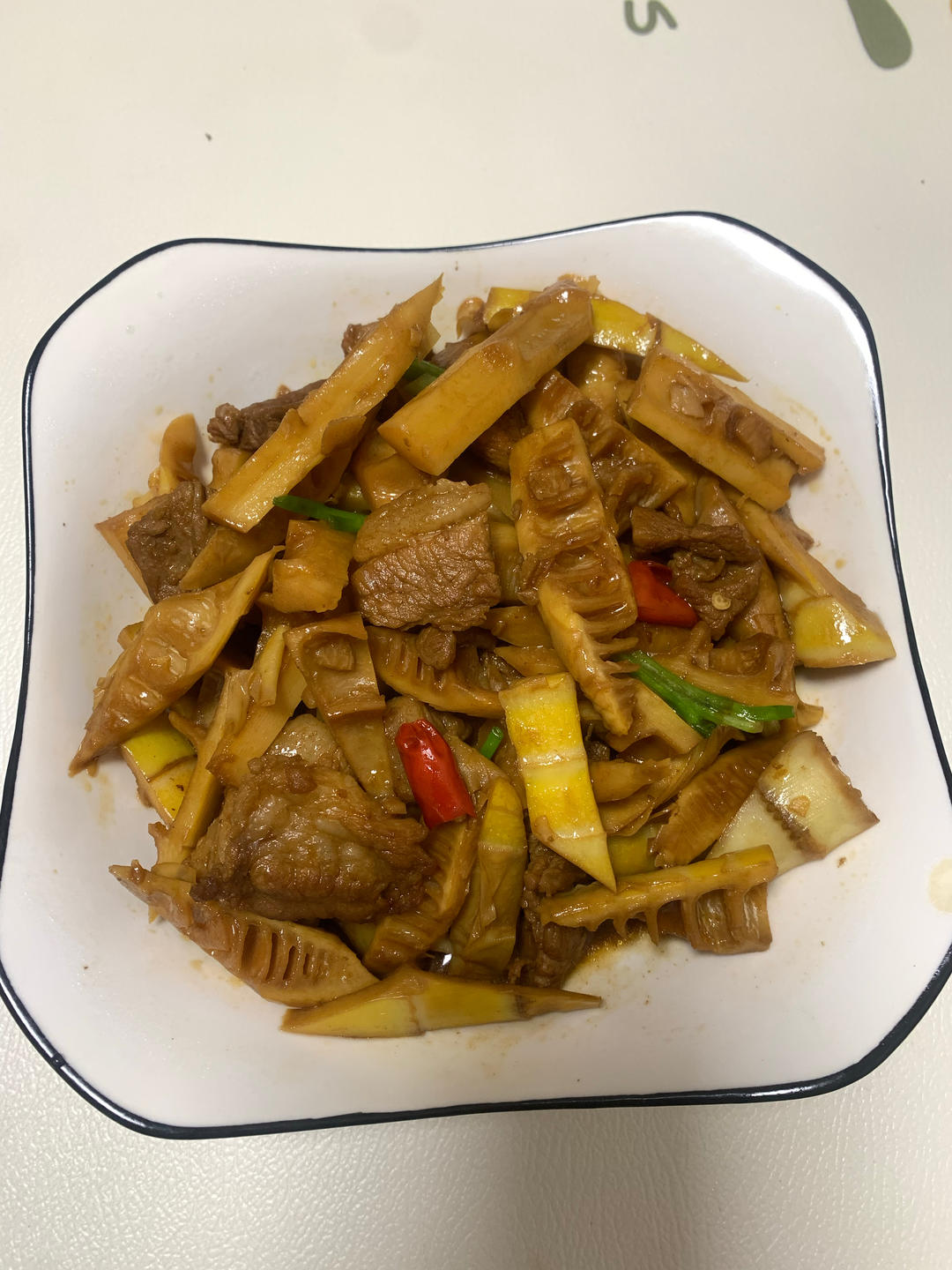 春笋炒肉（附这道菜的最佳打开方式）