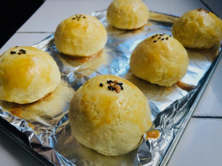 蛋黄酥酥酥（超级奶香黄油版）