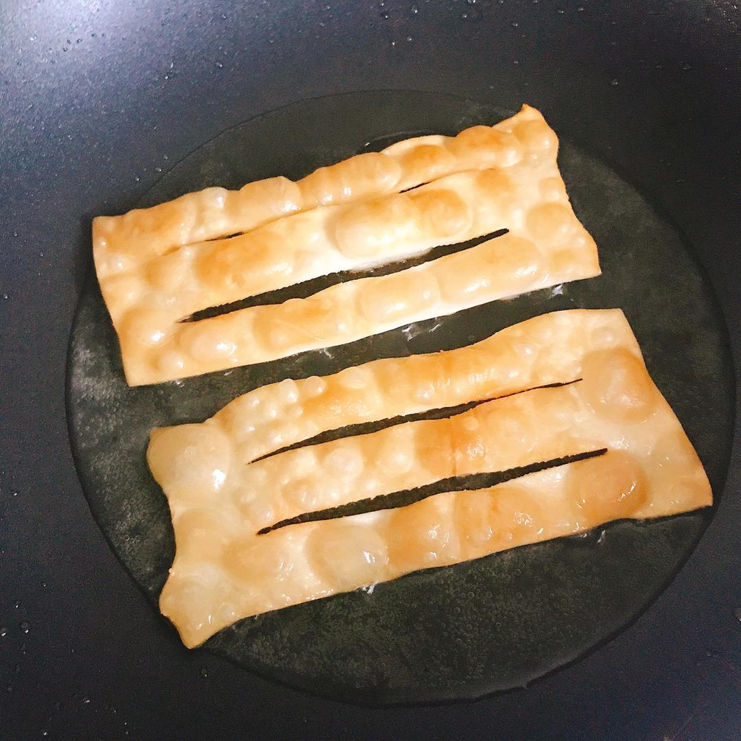 杂粮煎饼里的脆饼