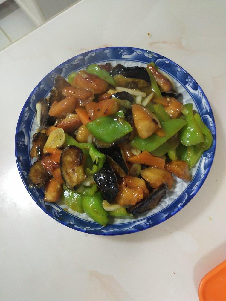 溜肉段烧茄子（东北硬菜呀哈哈）