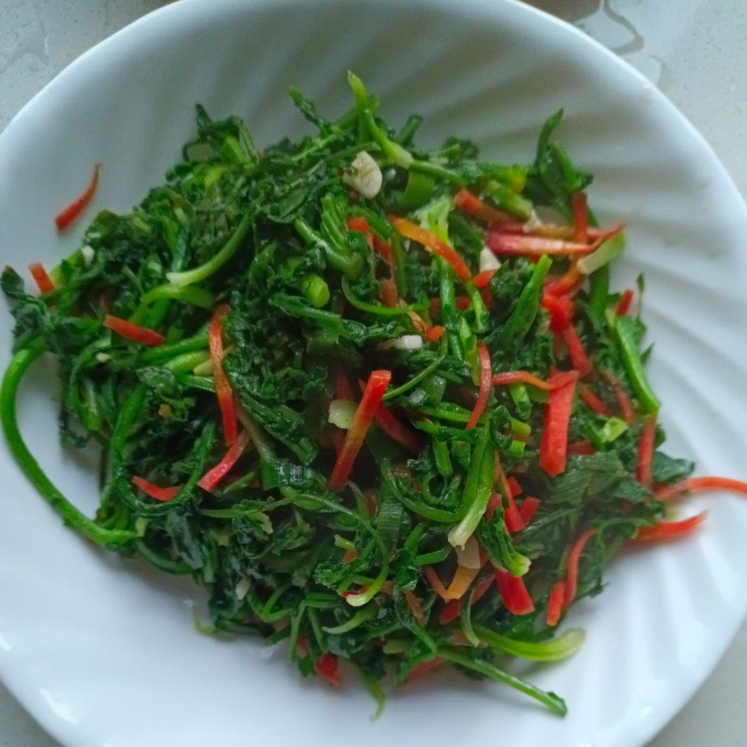 素炒野菜（荠菜）
