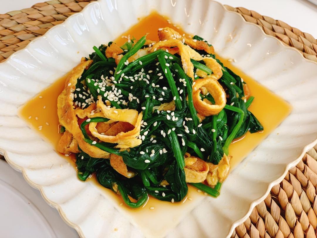 堂妈小厨——鸡蛋皮拌菠菜
