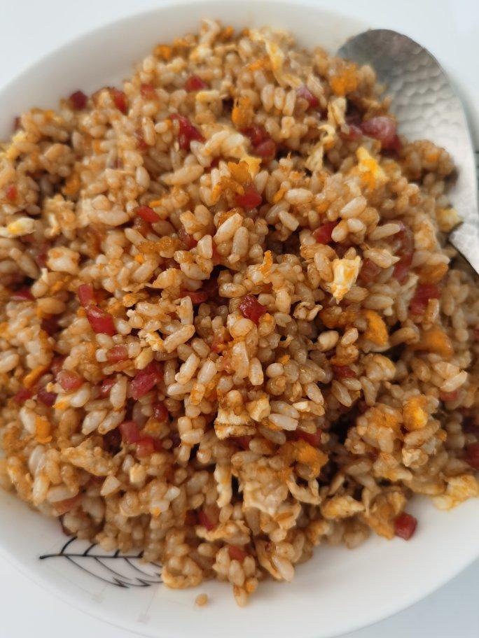 厨师长教你“蛋炒饭”如何做才好吃，答案都在这里面！