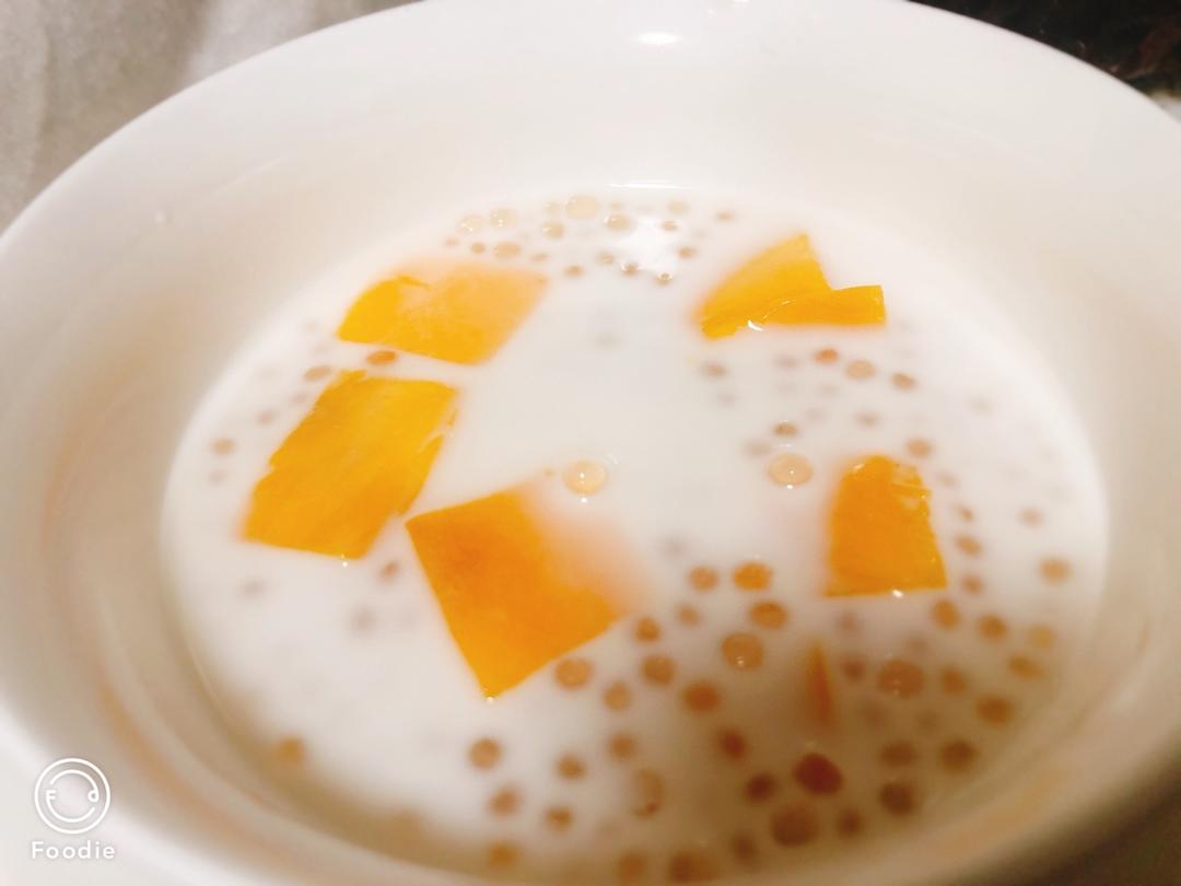 芒果椰汁西米露 | 夏日清凉解暑 无需烤箱