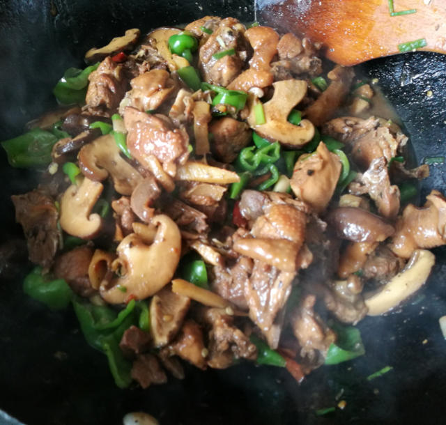 秒杀饭馆味道的【黄焖鸡米饭】