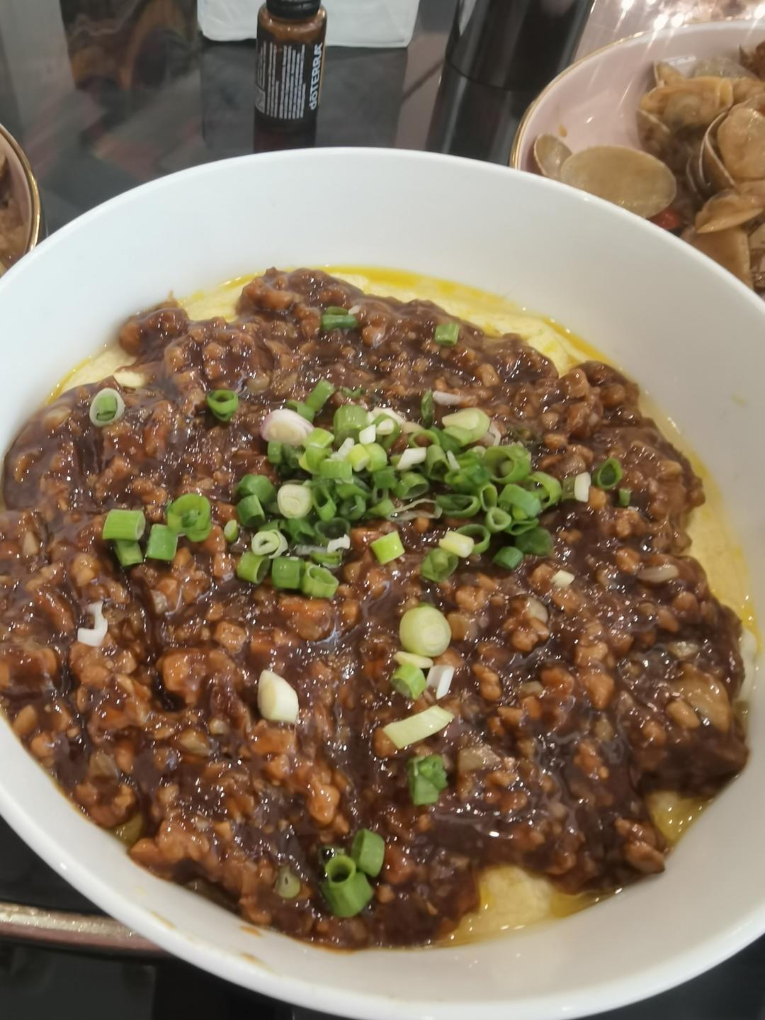 鸡蛋抱豆腐