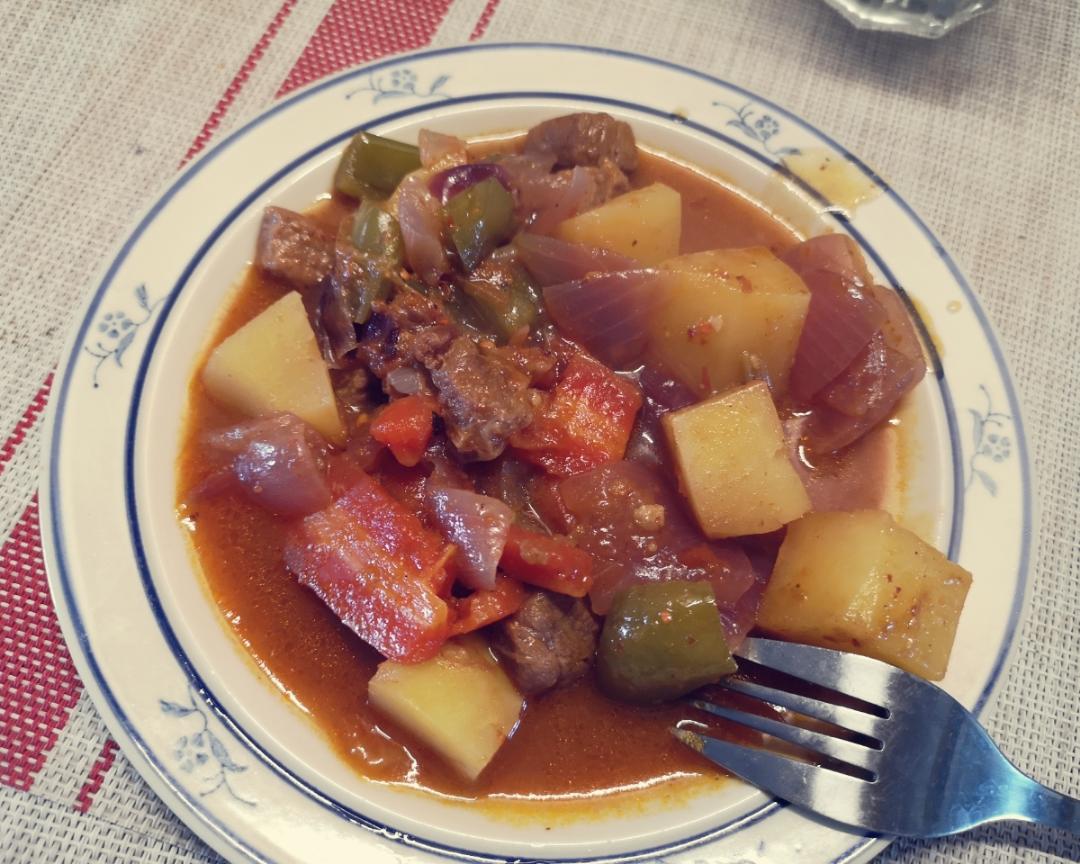 一菜一顿 · 压力锅版法式炖牛肉