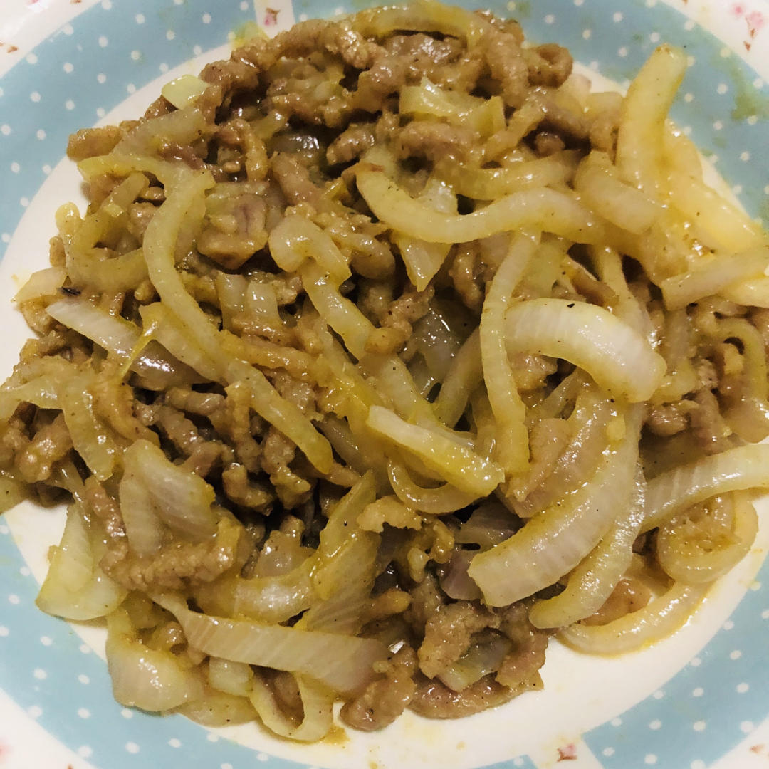 洋葱炒牛肉丝
