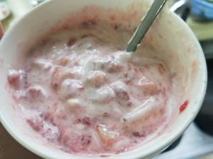 草莓冻芝士慕斯蛋糕的做法 步骤12