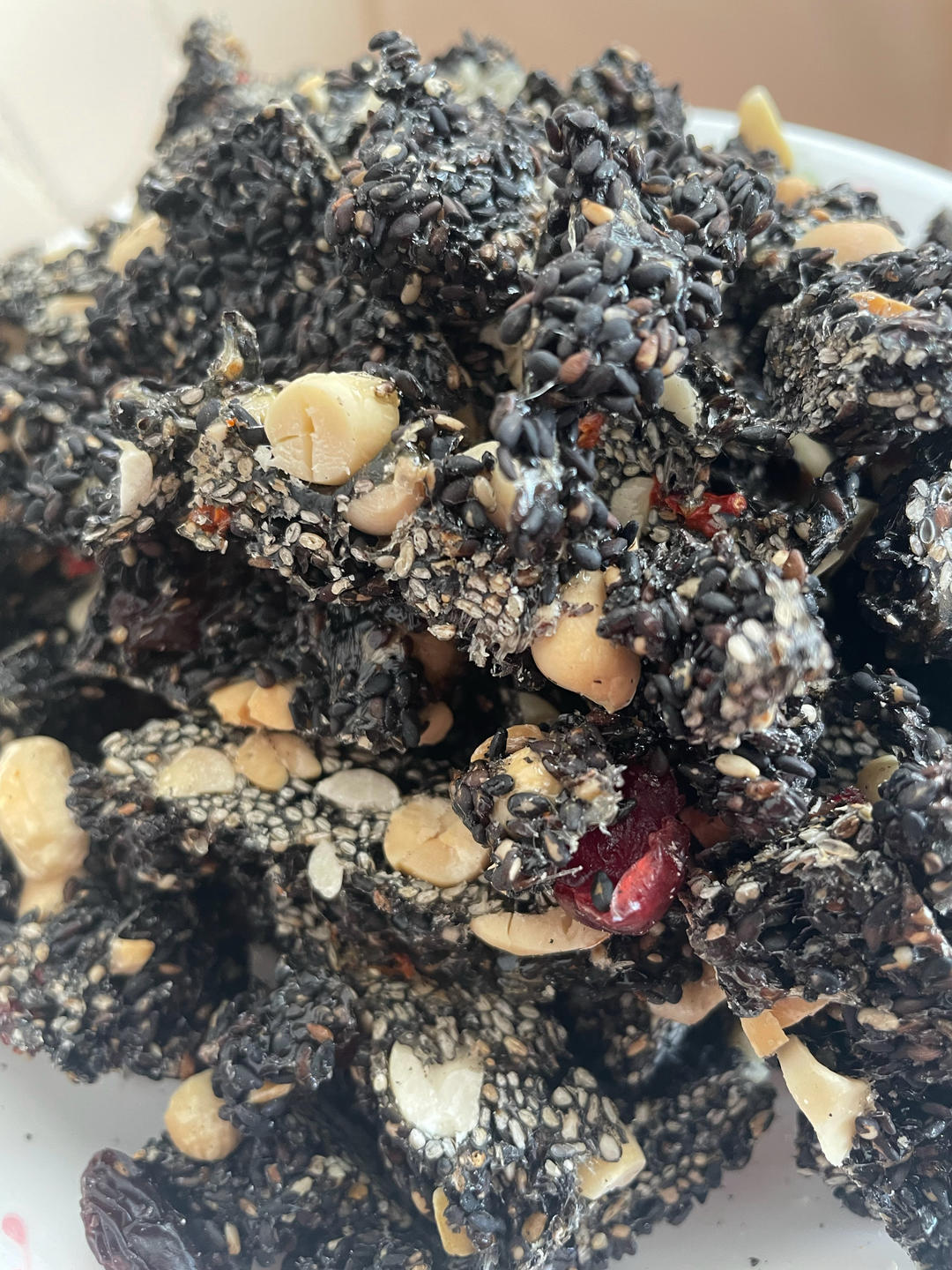 枸杞核桃花生黑芝麻片