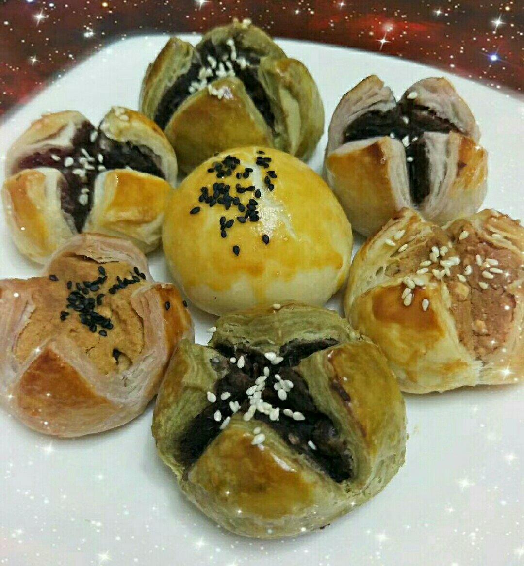 蛋黄酥，莲花酥（不用揉出膜，免发酵）
