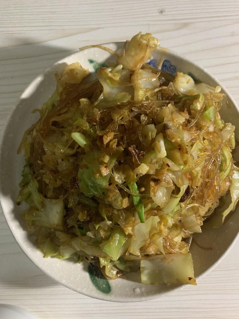 圆白菜炒粉丝