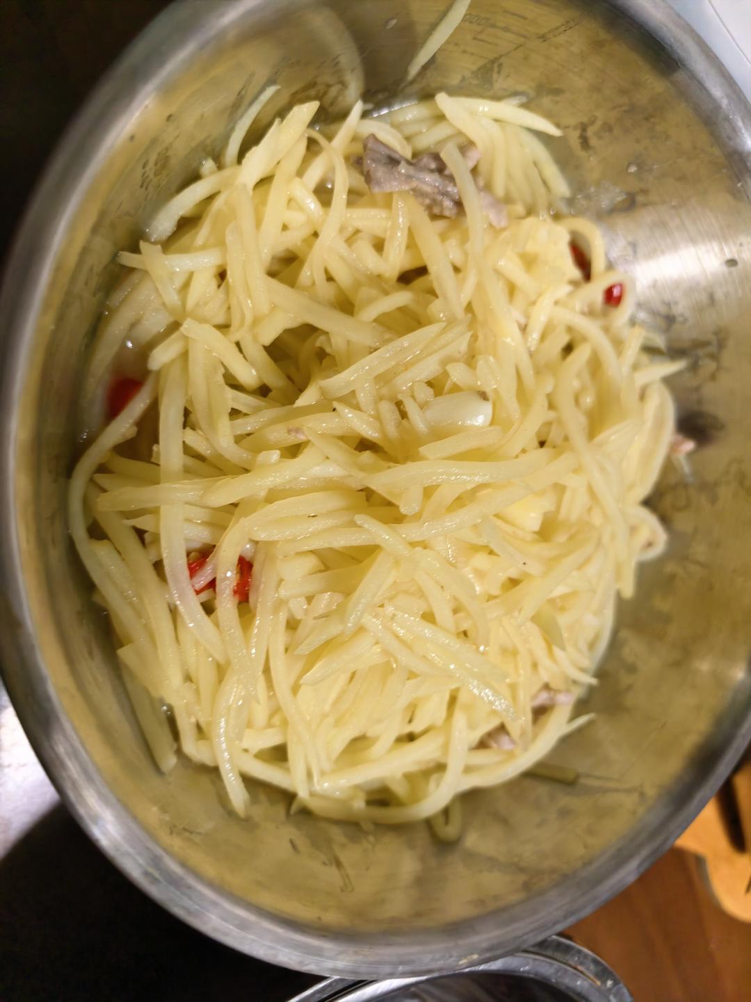 醋溜土豆丝炒肉