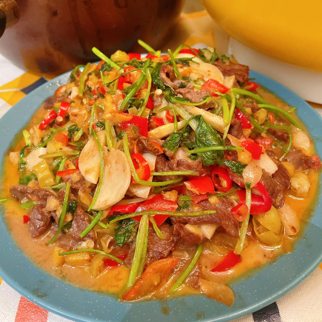 小炒黄牛肉，肉嫩味香！太好吃了简直是米饭杀手！
