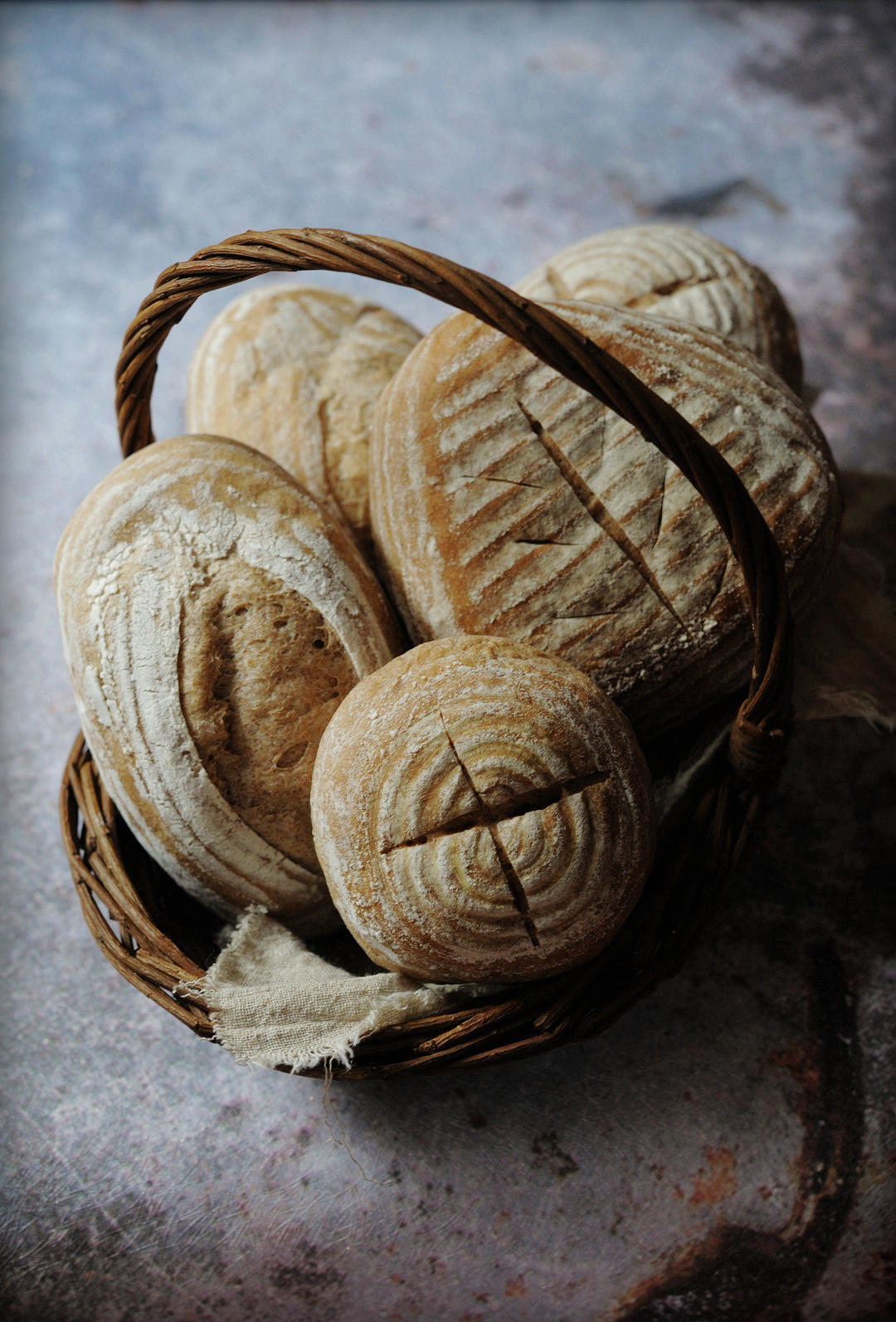 朴素的黑麦面包