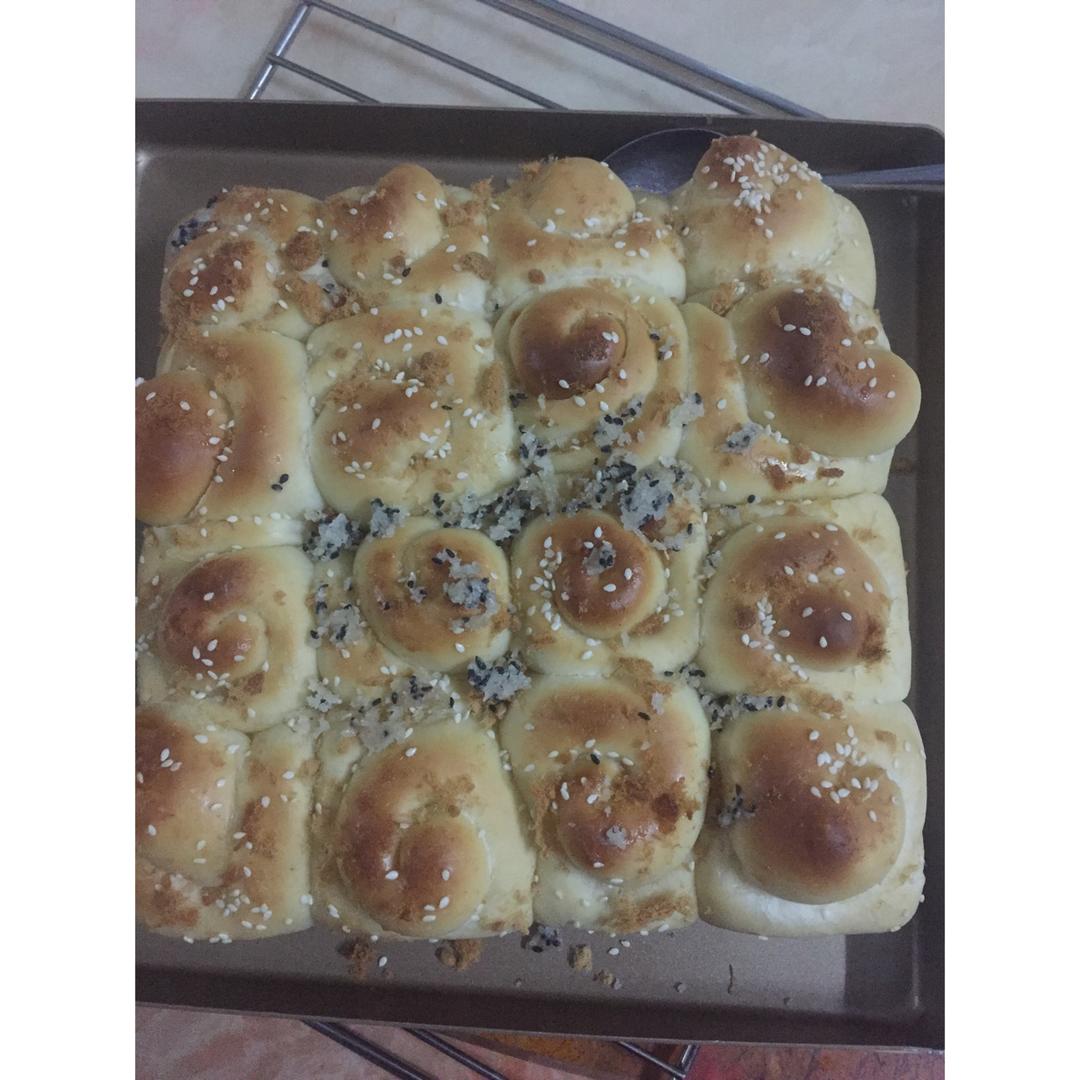 奶油蜂蜜小面包