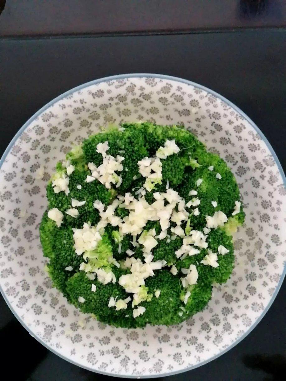蒜泥西兰花