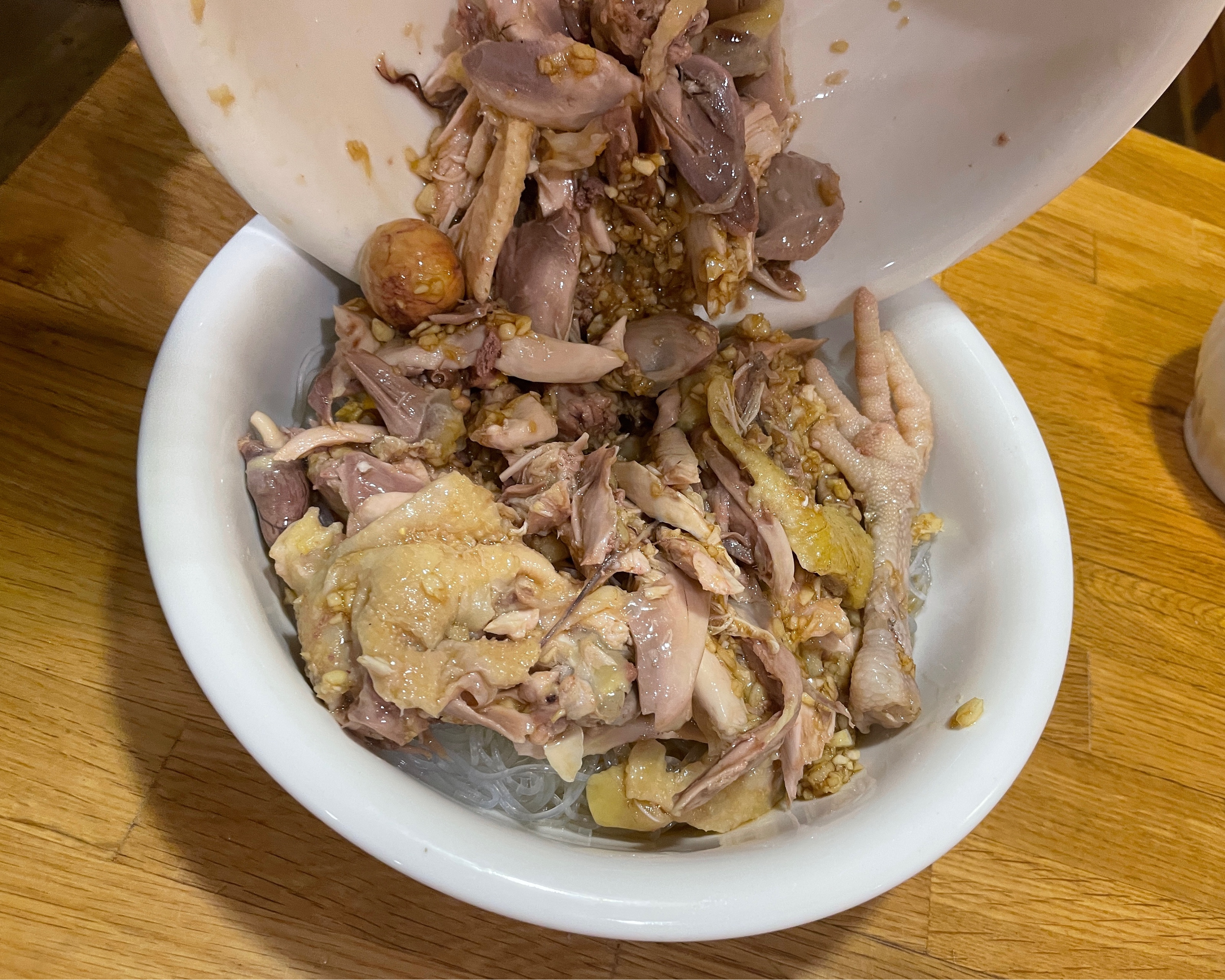 熬完鸡汤，剩了只鸡（方便好吃的整鸡料理）的做法 步骤10