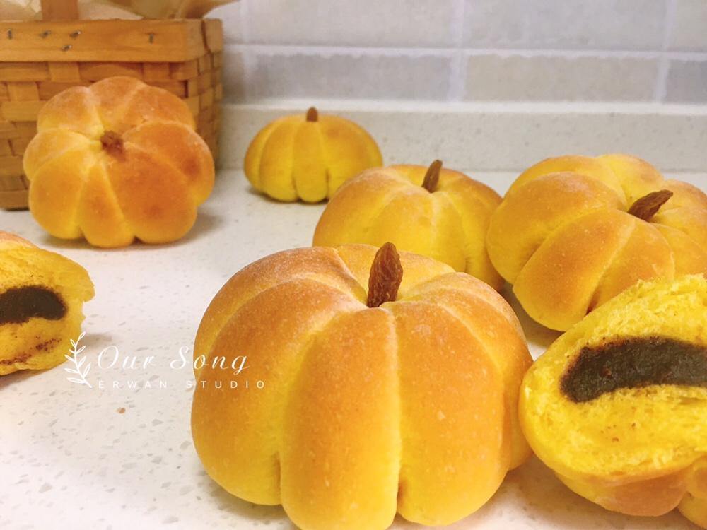 🎃南瓜造型的枣泥南瓜包（玛捷斯揉面）