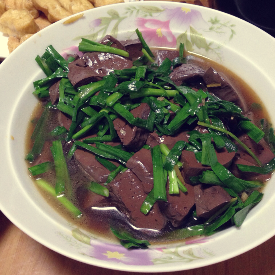 韭菜炒鹅血