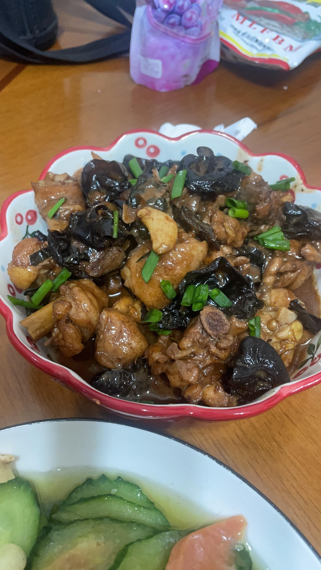 好吃到舔盘的葱油焖鸡