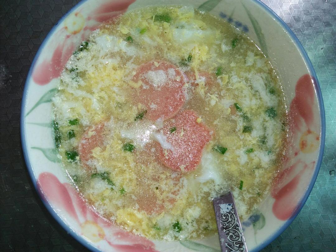 火腿鸡蛋汤