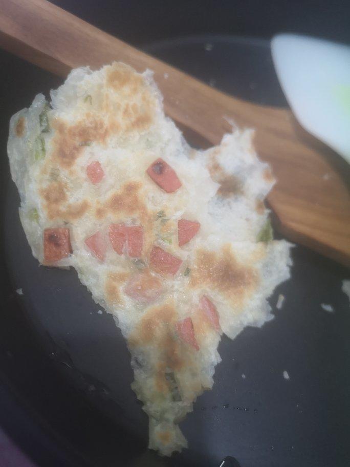 堂妈小厨——腊肠葱油饼
