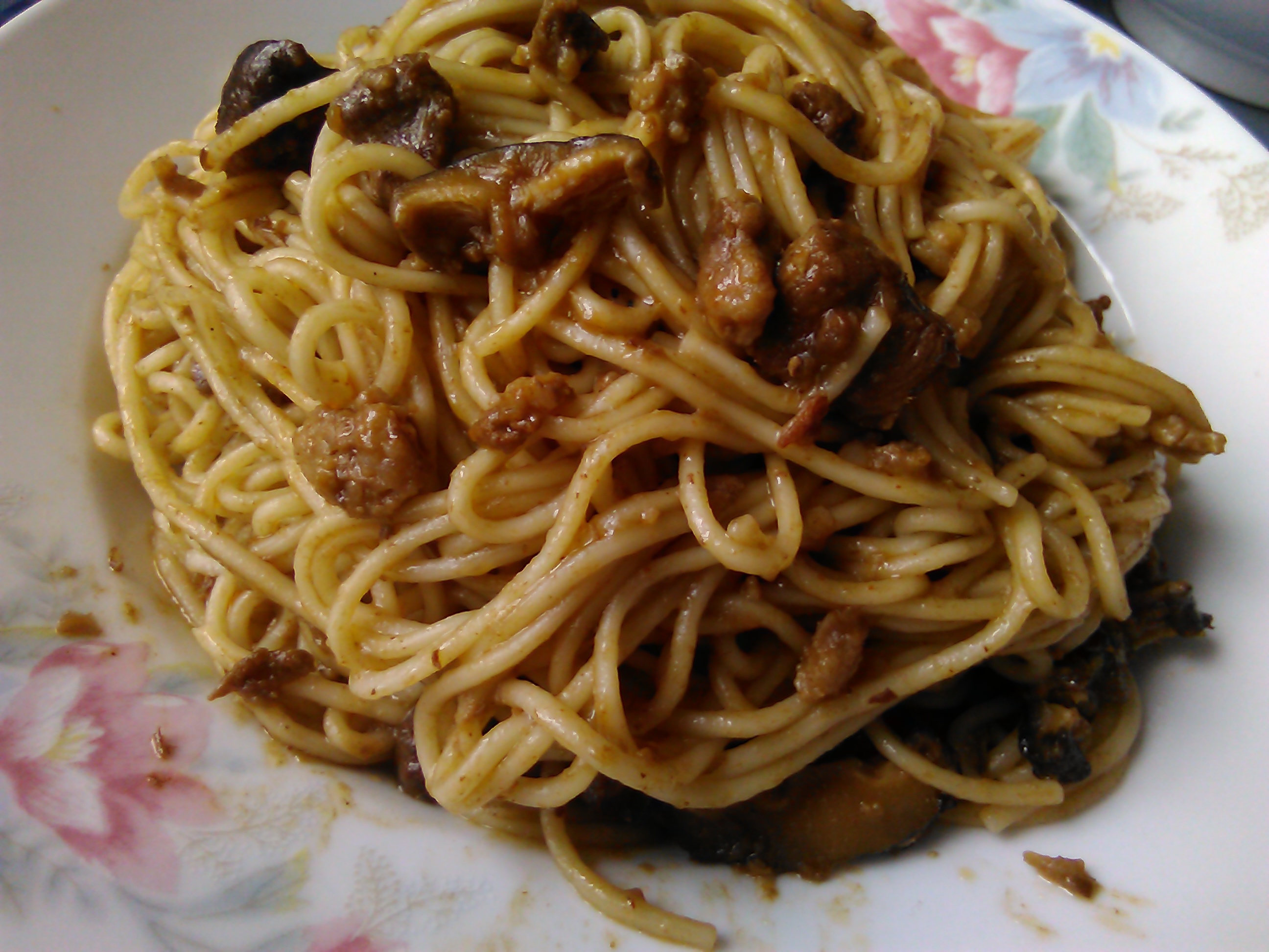 喷香肉酱拌面的做法