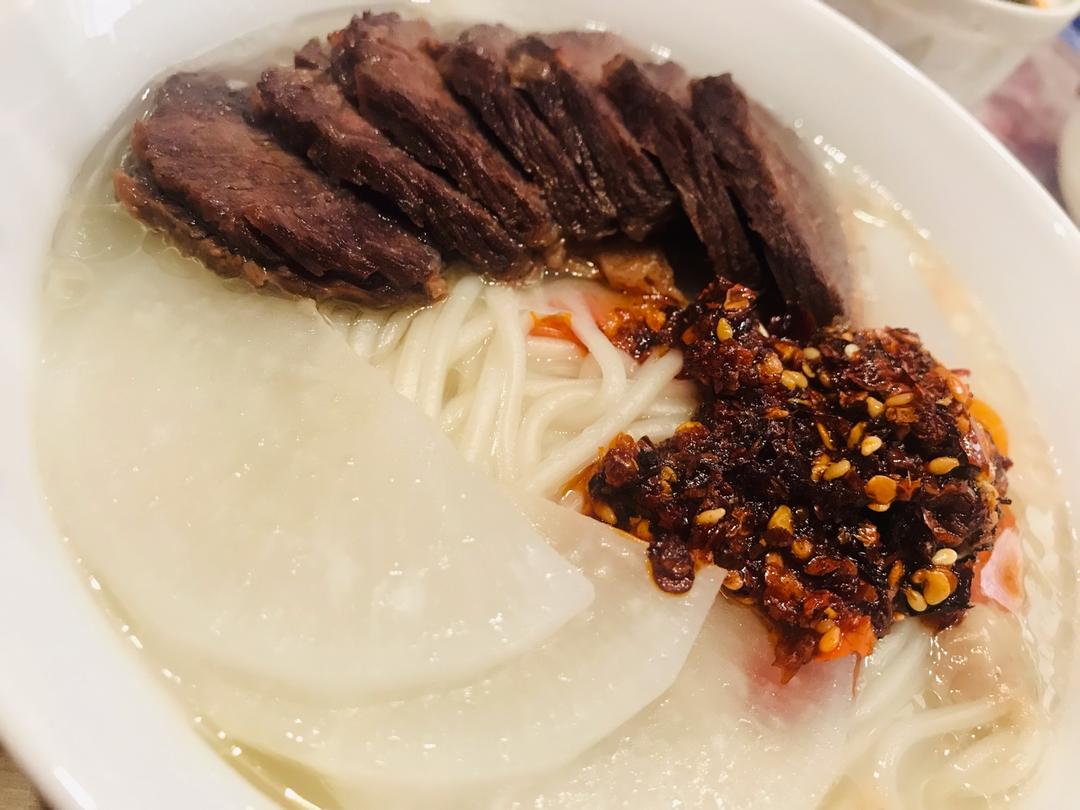 牛肉拉面