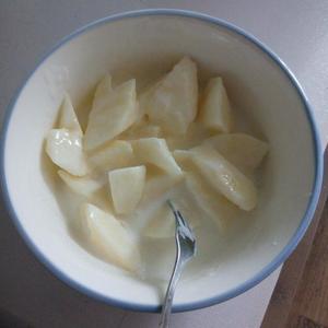 酸奶苹果的做法 步骤1